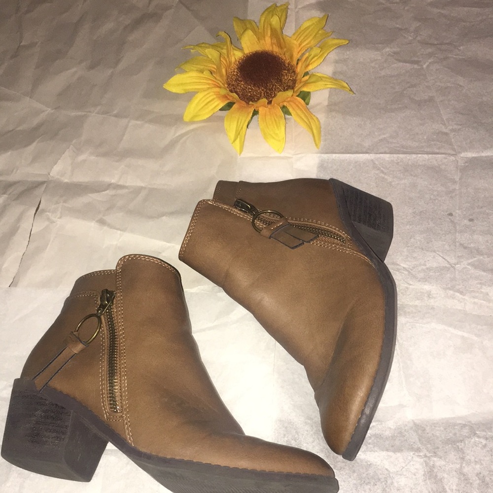 BTW Ankle Boots